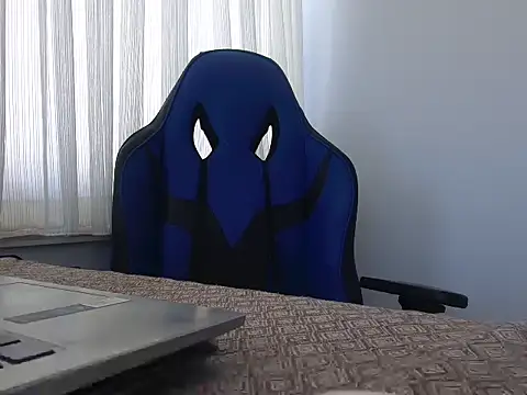 ALPHANDRE online show from April 12, 2026, 11:04 am