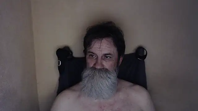 Snapshot of AlexNudo chatting on June 22, 2026, 6:27 pm AlexNudo online show from June 22, 2026, 6:27 pm