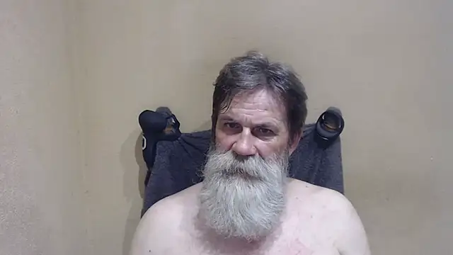 Snapshot of AlexNudo chatting on June 24, 2026, 7:46 pm AlexNudo online show from June 24, 2026, 7:46 pm