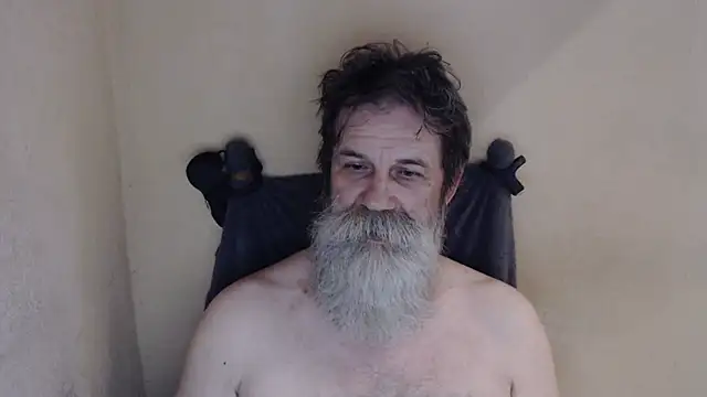 Snapshot of AlexNudo chatting on August 4, 2026, 7:11 am AlexNudo online show from August 4, 2026, 7:11 am