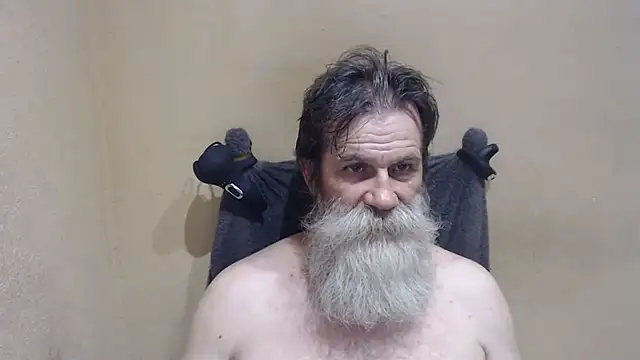 Snapshot of AlexNudo chatting on August 6, 2026, 8:33 pm AlexNudo online show from August 6, 2026, 8:33 pm