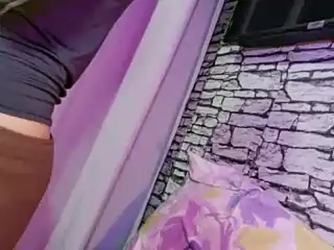 xlovercum online show from April 23, 2026, 3:19 am