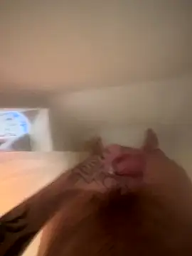 Snapshot of ThatTattooedGuy chatting on January 6, 2026, 6:17 am ThatTattooedGuy online show from January 6, 2026, 6:17 am