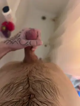 Snapshot of ThatTattooedGuy chatting on February 13, 2026, 7:04 am ThatTattooedGuy online show from February 13, 2026, 7:04 am