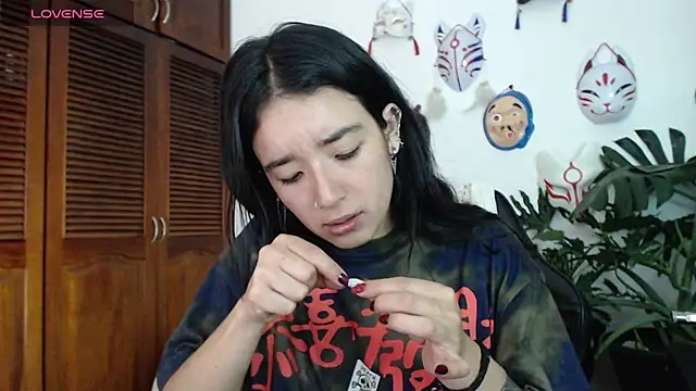 Snapshot of cat_salo chatting on December 5, 2024, 11:07 pm cat salo online show from December 5, 2024, 11:07 pm