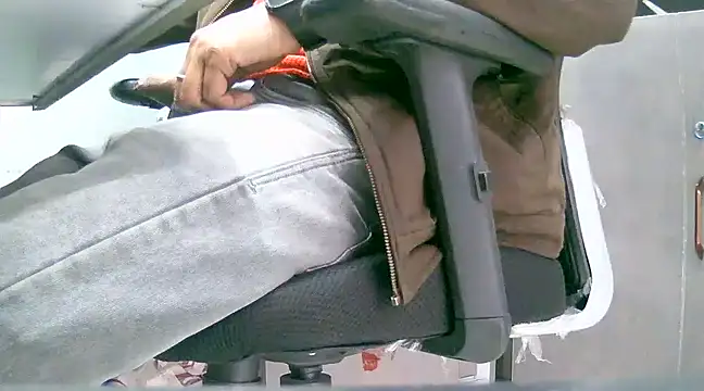 kavipanty online show from January 16, 2025, 10:42 am