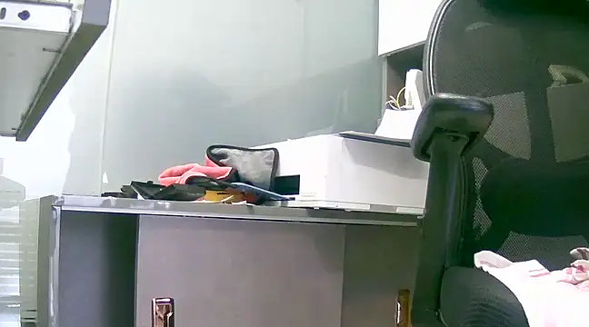 kavipanty online show from March 6, 2025, 8:52 am