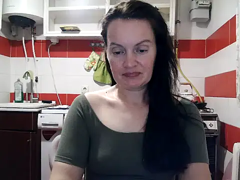 LoveNBloom online show from August 1, 2026, 6:29 pm