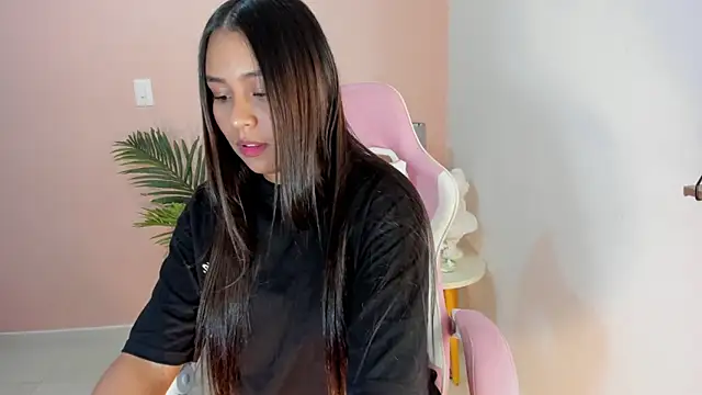 Ciara8 online show from October 4, 2025, 2:20 am