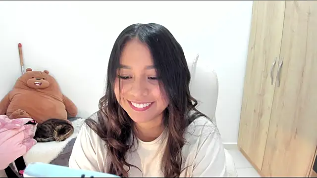 Snapshot of Ciara8 chatting on May 2, 2026, 9:31 pm Ciara8 online show from May 2, 2026, 9:31 pm