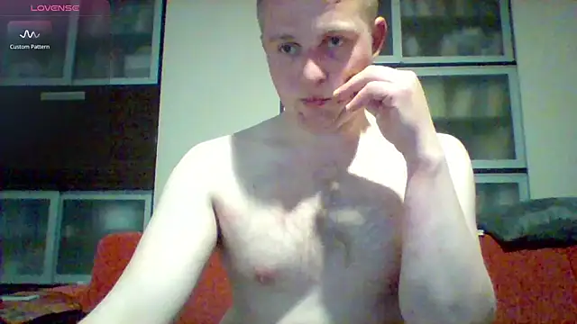 Matttthees online show from March 22, 2025, 11:09 pm