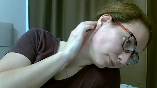 Ashleyspice online show from February 24, 2025, 9:32 am