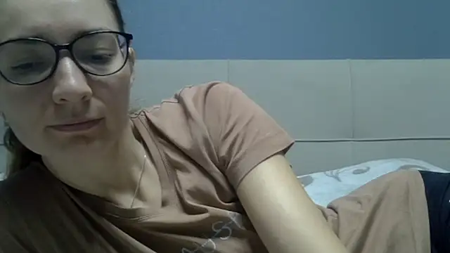 Snapshot of Ashleyspice chatting on May 17, 2026, 6:55 am Ashleyspice online show from May 17, 2026, 6:55 am