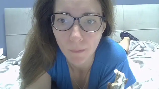 Snapshot of Ashleyspice chatting on May 27, 2026, 6:54 am Ashleyspice online show from May 27, 2026, 6:54 am