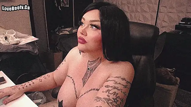 sheylagoddess11 online show from September 15, 2025, 4:45 am