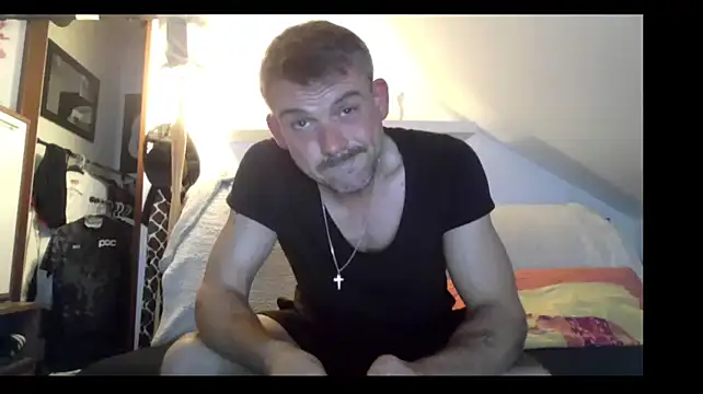 Cambitchboy online show from April 6, 2026, 1:03 am