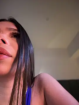 JanyLunaa online show from January 8, 2025, 12:17 am