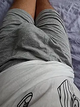 mailon02 online show from October 12, 2025, 8:24 am