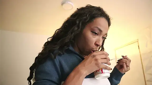 Valeriestyle online show from October 30, 2025, 4:25 am