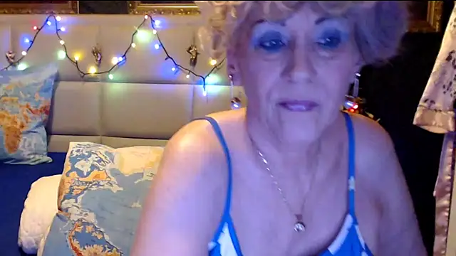 HappyWomanOn online show from March 22, 2025, 10:39 am