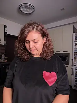 AnneKane online show from December 3, 2025, 4:42 am