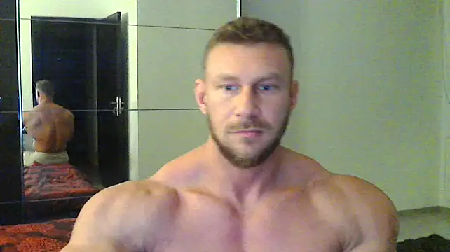 muscularkevin online show from December 12, 2024, 4:59 am
