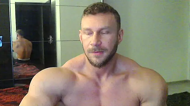 muscularkevin online show from December 15, 2024, 4:51 am