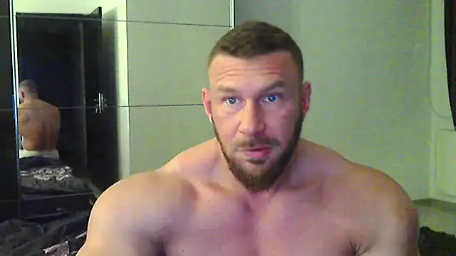 muscularkevin online show from April 7, 2026, 3:29 am