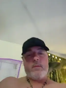 Hotredheadandtoungelasher online show from December 14, 2024, 10:02 am