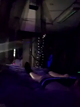 Hotredheadandtoungelasher online show from January 29, 2025, 10:37 am