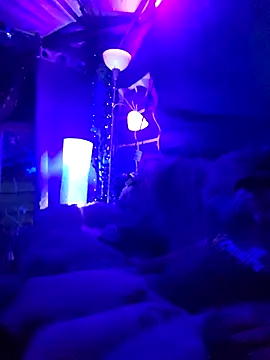 Hotredheadandtoungelasher online show from March 10, 2025, 8:59 am