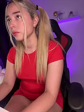 Irisweet  online show from February 5, 2025, 10:12 pm