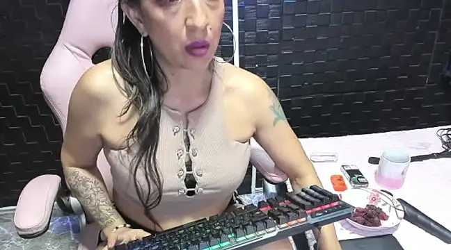 mature sexi40 online show from March 1, 2025, 1:11 am