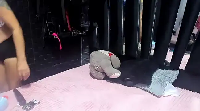 mature sexi40 online show from March 23, 2025, 4:16 am