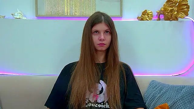 AudreyBarlow online show from September 13, 2025, 6:24 am