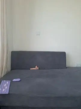 Red butterfly2 online show from February 20, 2026, 5:37 am