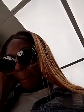 Jasmine FullsShine online show from February 5, 2026, 7:07 pm