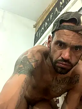 Snapshot of raphadoors19 chatting on October 12, 2025, 1:48 am raphadoors19 online show from October 12, 2025, 1:48 am