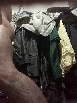 raphadoors19 online show from February 9, 2026, 5:55 am