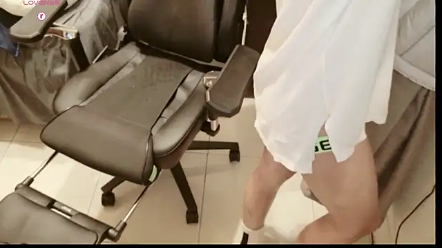 Canto-Dvng online show from November 13, 2025, 3:55 pm