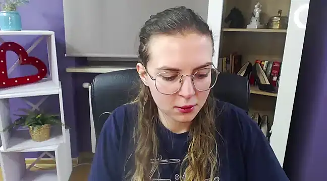 Snapshot of Zoey_Erotic chatting on February 4, 2025, 5:31 am Zoey Erotic online show from February 4, 2025, 5:31 am