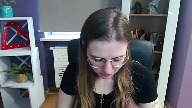 Snapshot of Zoey_Erotic chatting on February 21, 2025, 10:50 am Zoey Erotic online show from February 21, 2025, 10:50 am