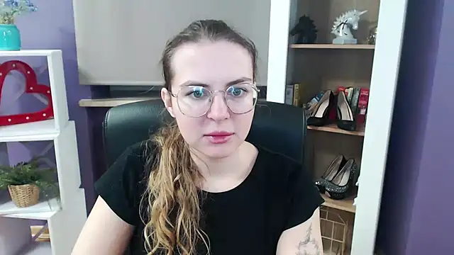 Snapshot of Zoey_Erotic chatting on February 26, 2025, 5:31 am Zoey Erotic online show from February 26, 2025, 5:31 am