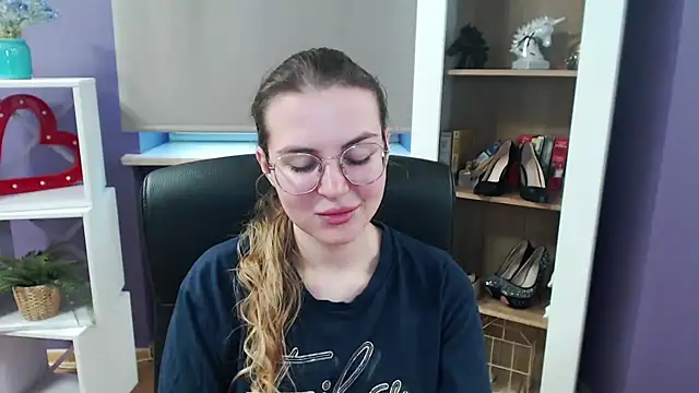 Snapshot of Zoey_Erotic chatting on February 26, 2025, 8:37 am Zoey Erotic online show from February 26, 2025, 8:37 am