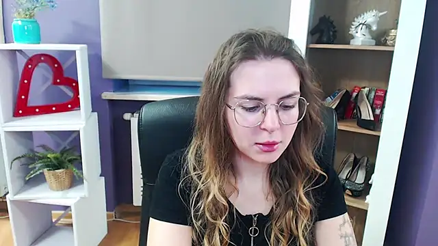 Snapshot of Zoey_Erotic chatting on March 7, 2025, 5:29 am Zoey Erotic online show from March 7, 2025, 5:29 am