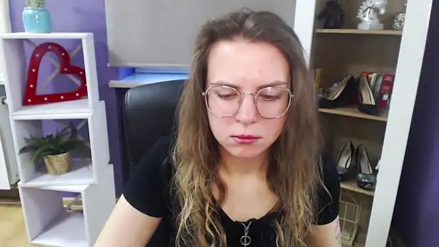 Snapshot of Zoey_Erotic chatting on March 20, 2025, 5:35 am Zoey Erotic online show from March 20, 2025, 5:35 am