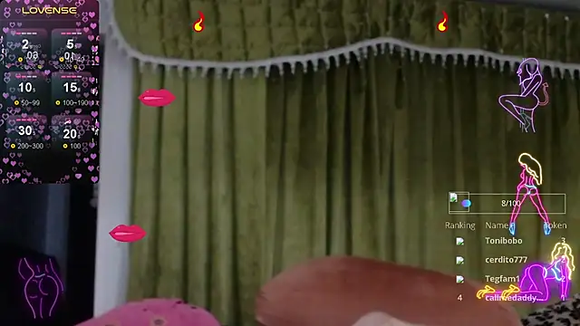 linapalacios online show from September 11, 2025, 11:27 pm