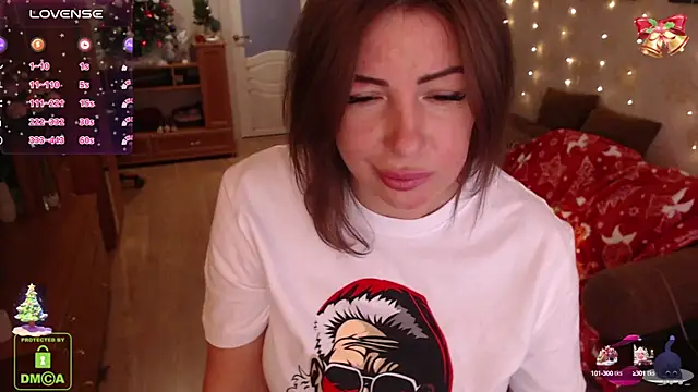 LauraClarck online show from December 15, 2024, 9:56 am