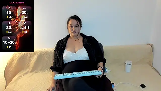 Laura sinner online show from January 6, 2026, 7:39 pm