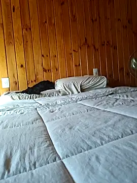 Elnonoykeila77 online show from March 18, 2025, 1:42 pm